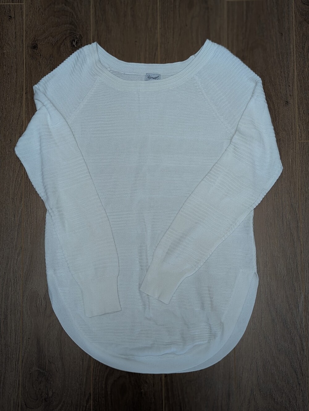 Medium Kismet Long Sleeve